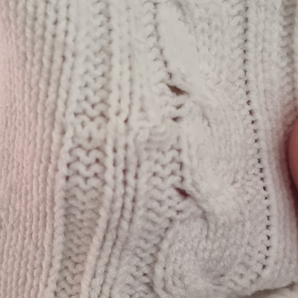 Lacoste ladies white cable jumper size 10-12 cotton Poly blend made in France - Picture 4 of 5